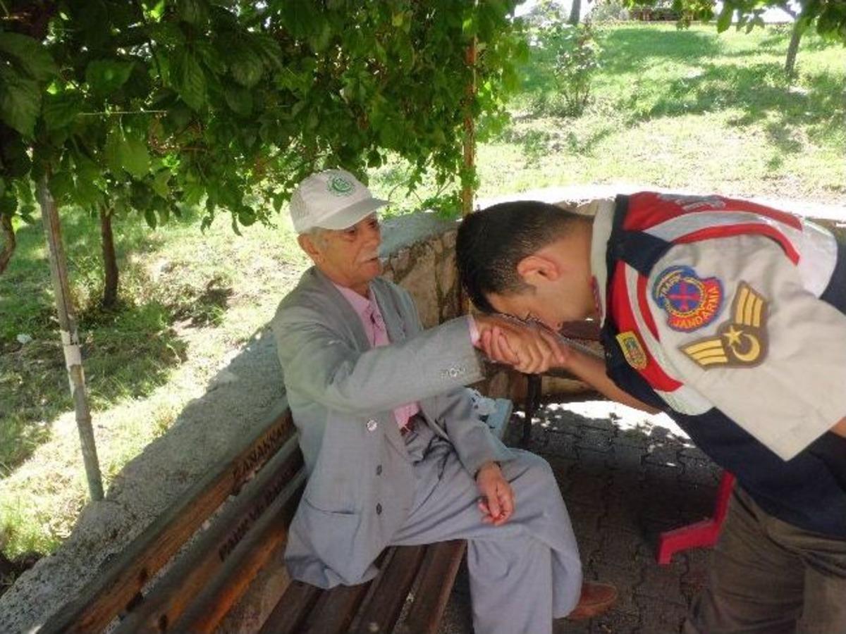 Jandarma&rsquo;dan Anlamlı Davranış