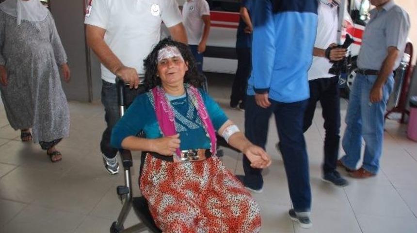 Annesini Kolonya İle Yaktı