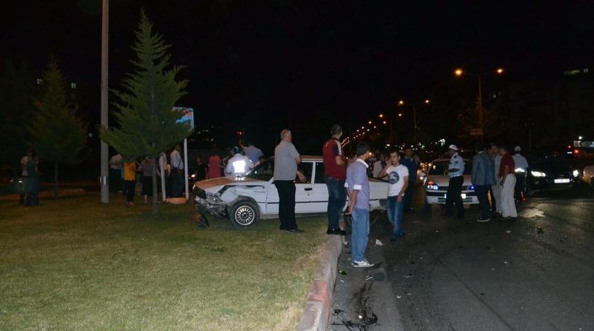 Kahramanmaraş’ta Meydana Gelen Trafik Kazsında Anne Ve Çocukları Yaralandı