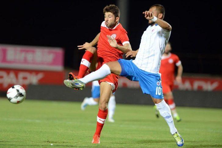 Medical Park Antalyaspor'da Yeni Transferler Taraftarlarla Buluştu G1