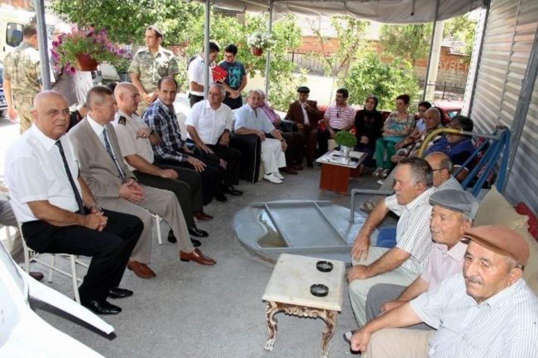 Edremit&rsquo;te Buruk Bayramlaşma