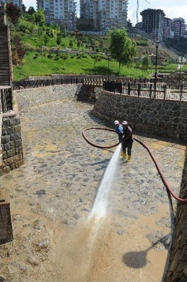 Zağnos Dere Yatağı Temizlendi