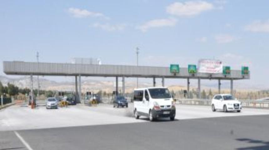 Tatilcilerin Ankara'ya D&ouml;n&uuml;şleri Sorunsuz Başladı