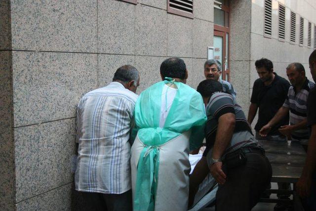 &lsquo;Aşk Gemisi&rsquo;nde Zehirlenenlerin Cenazeleri Defnediliyor 1