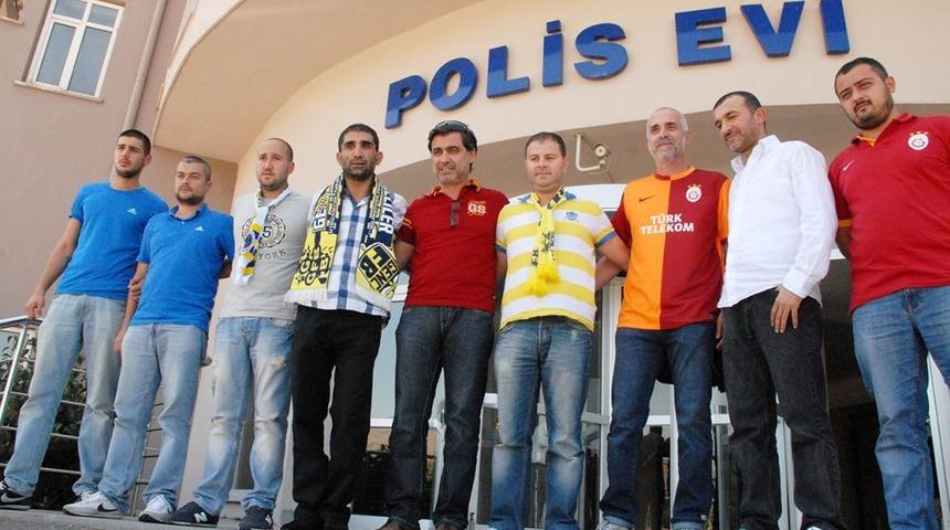 Trib&uuml;n Liderleri: Futbolda Kaos I&ccedil;in Kardeşi Kardeşe Kırdırmak Isteyenler Var