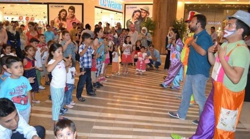 Bayram Piazza'da Yaşandı