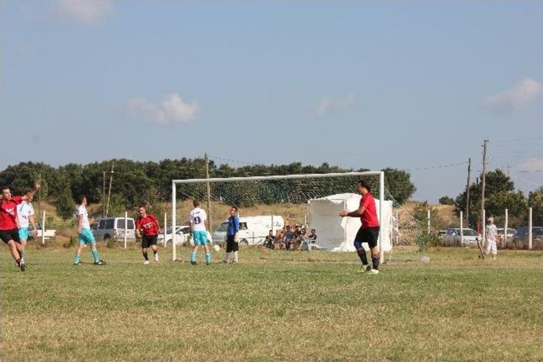 Futbol Turnuvasına Yoğun İlgi