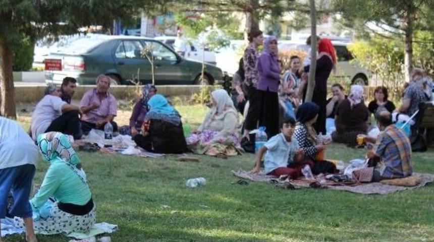 Bayramda Piknik Alanları Doldu Taştı