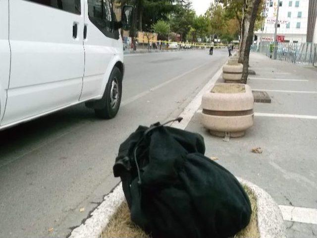 Trabzon&rsquo;da Ş&uuml;pheli &Ccedil;anta Alarmı 1