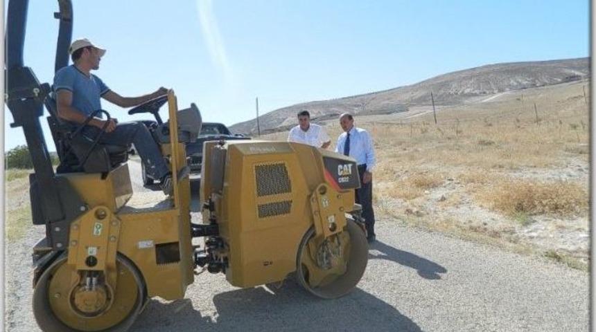 Asfalt Yama &Ccedil;alışmaları S&uuml;r&uuml;yor