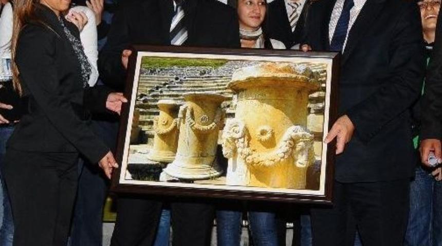 İzmir'in &ldquo;tarihe Saygı &Ouml;d&uuml;lleri&rdquo;nde Son Hafta