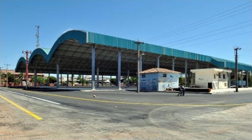 Başkan T&uuml;t&uuml;nc&uuml; Yeni Mahalle Semt Pazarında İncelemelerde Bulundu