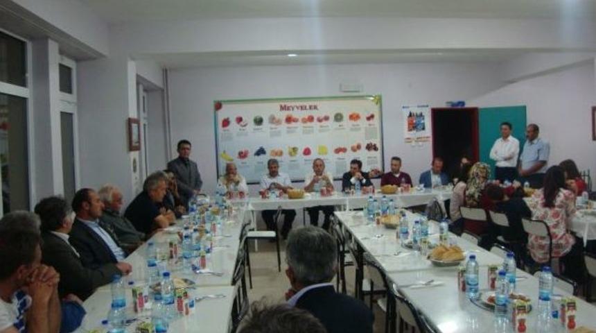 Kaymakam Taner Tengir&rsquo;den Veda Yemeği