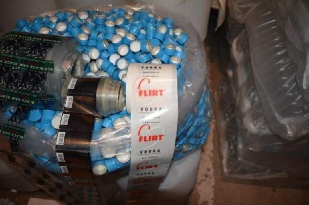 Bursa'da Ka&ccedil;ak İ&ccedil;ki Operasyonu: 11 G&ouml;zaltı