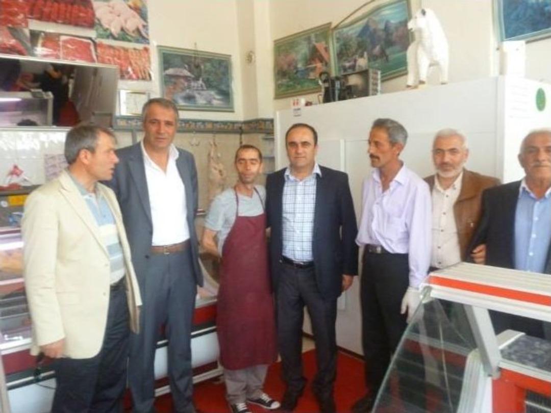 &Ouml;zbek İl&ccedil;e Ve K&ouml;y Gezilerini S&uuml;rd&uuml;r&uuml;yor