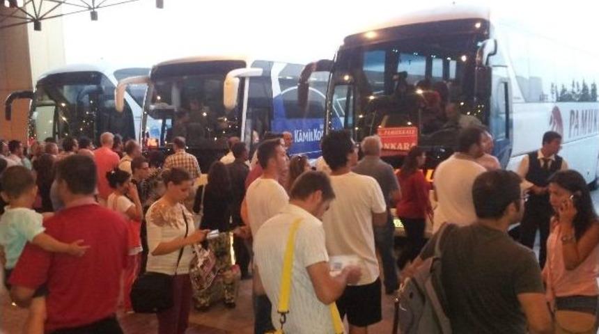 Otogarda Son G&uuml;n Yoğunluğu