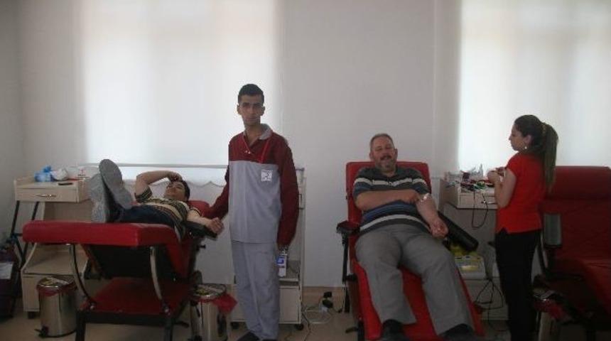 Kilis'te &lsquo;kan Ver Hayat Kurtar&rsquo; Kampanyası