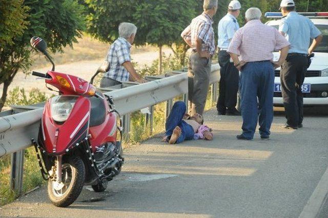 Yoldaki Taş Motosiklet Sürücüsü Genci Canından Ediyordu