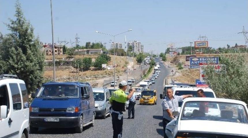 Otomobiller &Ccedil;arpıştı: 1 Yaralı