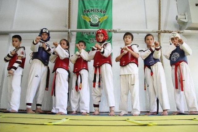 Minik Şöhretler, Türkiye Şampiyonası na Hazır 1