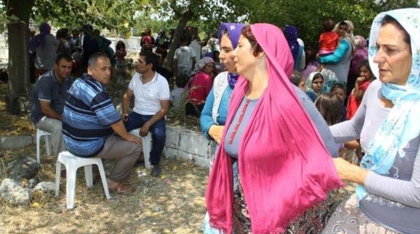 Ceyhan Nehri&rsquo;nde Boğulan 2 Kız, Erzin&rsquo;de Toprağa Verildi