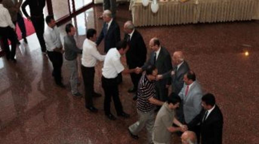 Atat&uuml;rk &Uuml;niversitesi&rsquo;nde Bayramlaşma T&ouml;reni