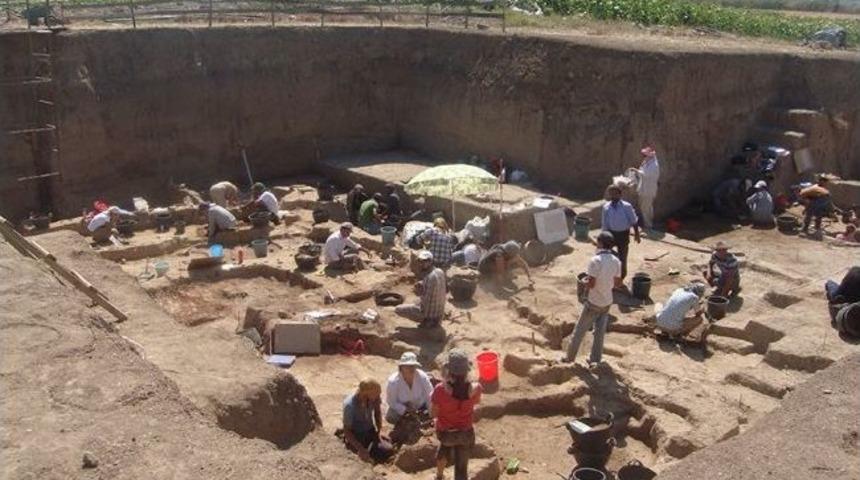 Avrupa'nın K&ouml;kenlerini Anadolu'da Arıyorlar
