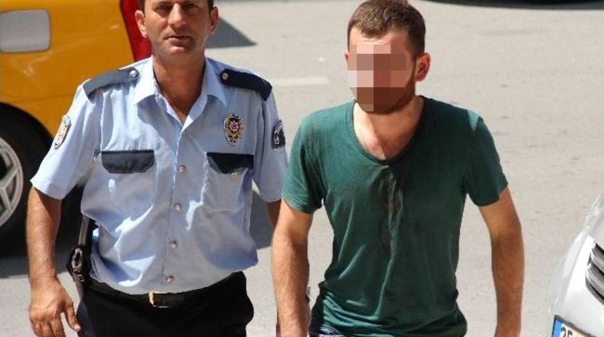 Asker Eğlencesinde Bı&ccedil;aklı Kavga: 2 Yaralı