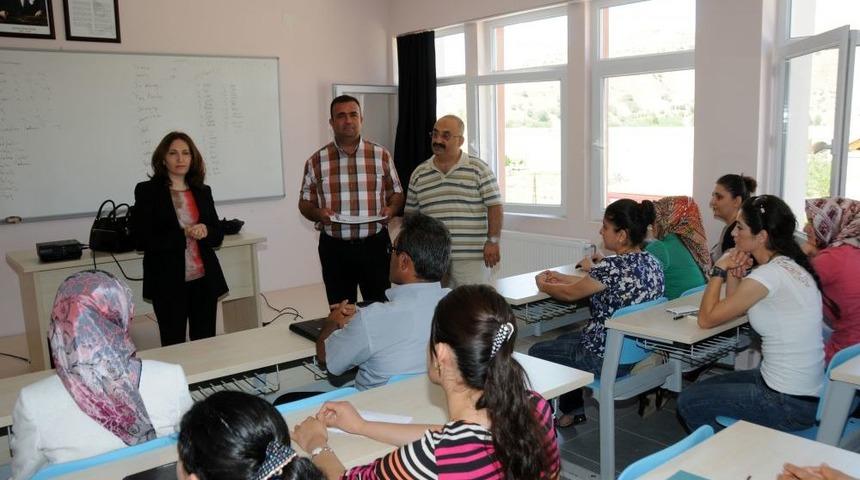 Kırıkkale &Uuml;niversitesi&rsquo;nden Girişimcilik Kursu