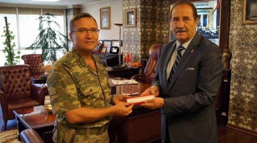 Komutanlardan, Sesob&rsquo;a Veda Ziyareti