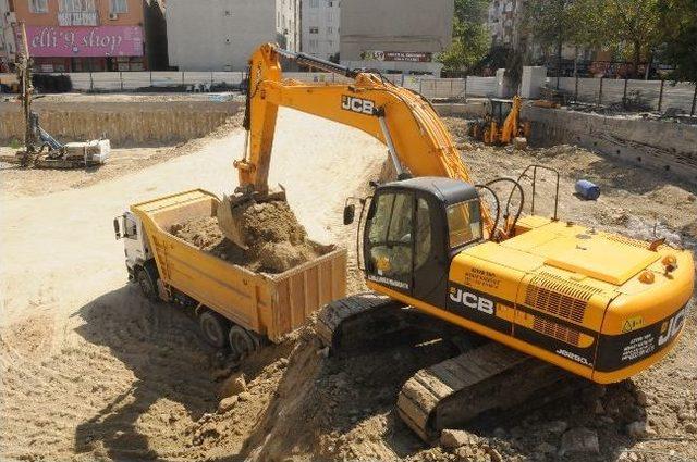 Çorlu'da Santral Kavşağına Yeni Otopark Yapılıyor