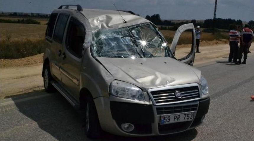 Takla Atan Ara&ccedil;tan Fırlayan S&uuml;r&uuml;c&uuml; Hayatını Kaybetti