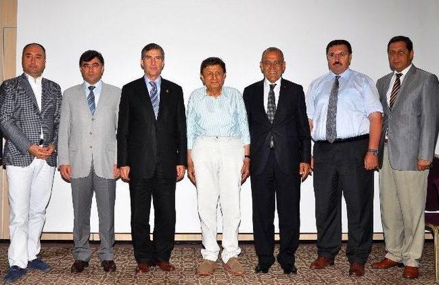 Ter&ouml;r&uuml;n Bitmesi Turizmi Canlandıracak 1