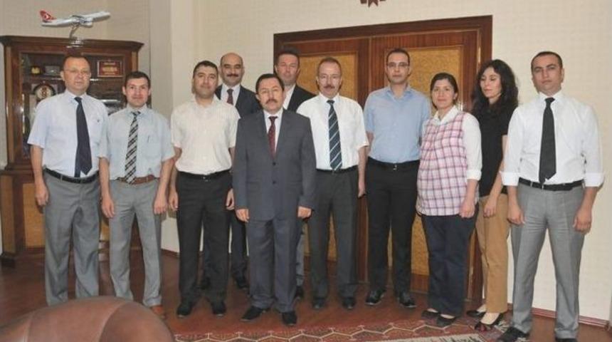 Vali Balkanlıoğlu Personeli İle Bayramlaştı