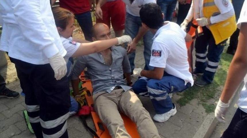 Otomobilin &Ccedil;arptığı Gazeteci Yaralandı