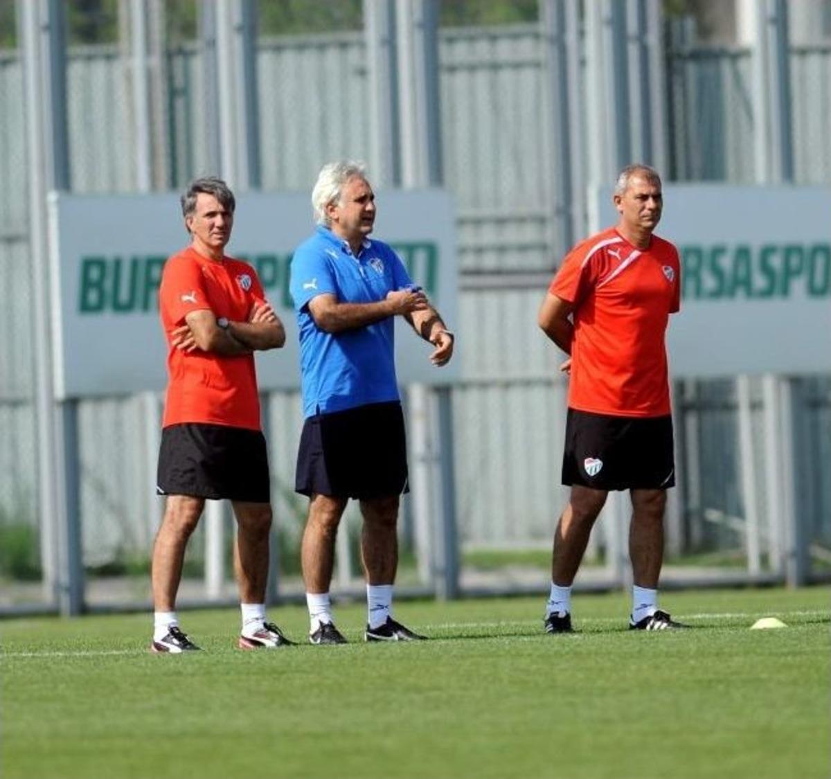 Bursaspor, Eskişehirspor'a Bileniyor