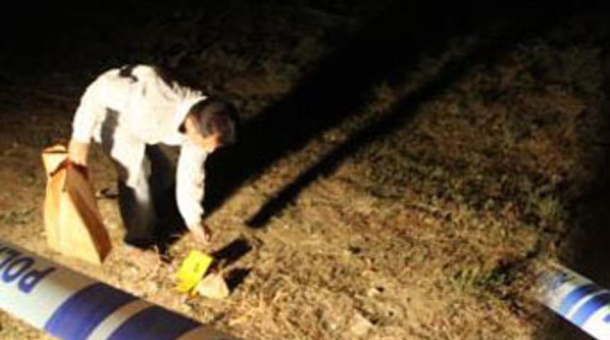 14 yaşındaki kız cadde ortasında bı&ccedil;aklandı