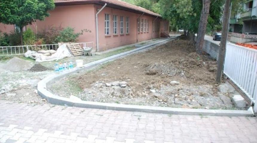 &Ccedil;aycuma&rsquo;da Hastane Yolunda Korkuluk D&uuml;zenlemesi