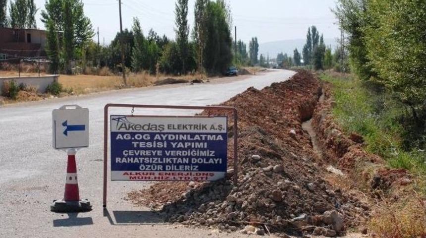 Yeni Enerji İletim Hattı Yeraltına Alınıyor