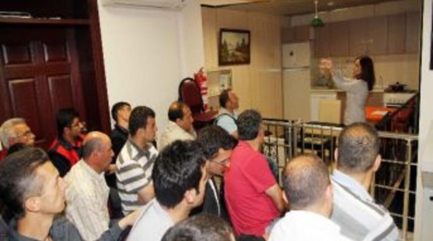 10 Bin Kişiye Deprem Eğitimi Verildi