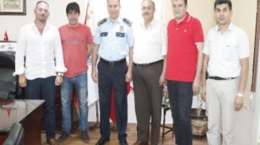 Sel&ccedil;uklu Galatasaraylılar'dan Emniyet M&uuml;d&uuml;r&uuml;ne Ziyaret