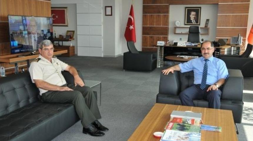 Garnizon Komutanından Rekt&ouml;r Şimşek&rsquo;e Veda Ziyareti