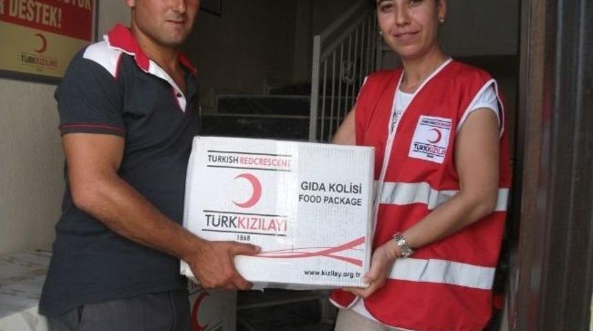 &Ouml;demiş'te Evi Yanan Vatandaşa Kızılay&rsquo;dan Yardım Eli