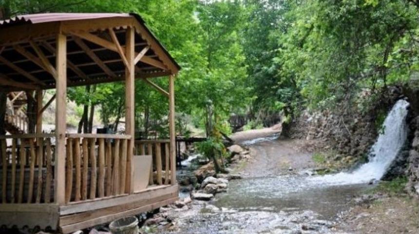 Kapuzbaşı Sağlık Evi Arsa Bekliyor