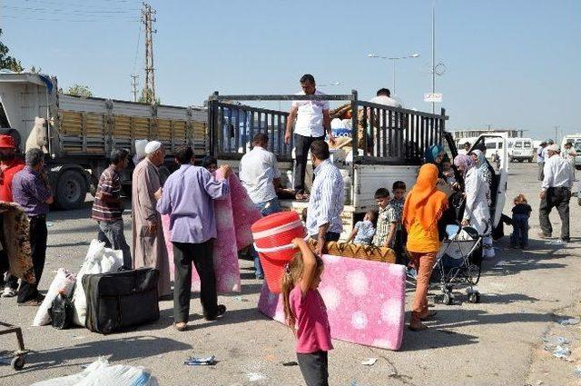 Binlerce Mülteci Türkiye’ye Geçmek İstiyor