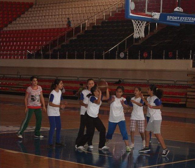 Gaziantep’te, Yaz Spor Okulları Devam Ediyor 1