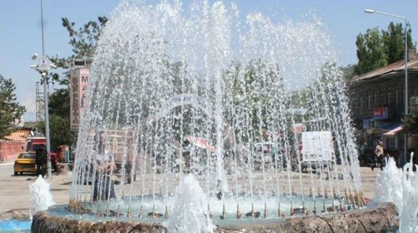 Arpa&ccedil;ay Belediyesi İl&ccedil;enin &Ccedil;ehresini Değiştirdi