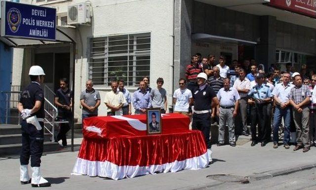 Kalp Krizi Geçirerek Hayatını Kaybeden Polis Memuru Son Yolculuğuna Uğurlandı