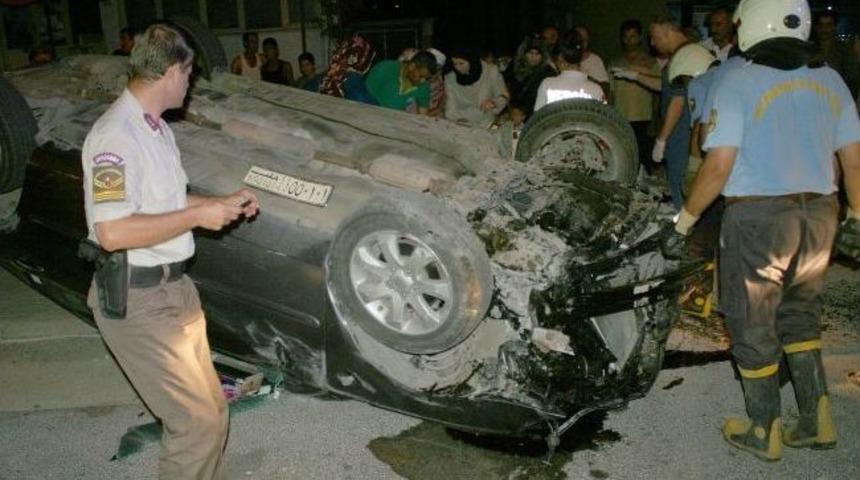 Suriye Plakalı Otomobil Kaza Yaptı: 5 Yaralı