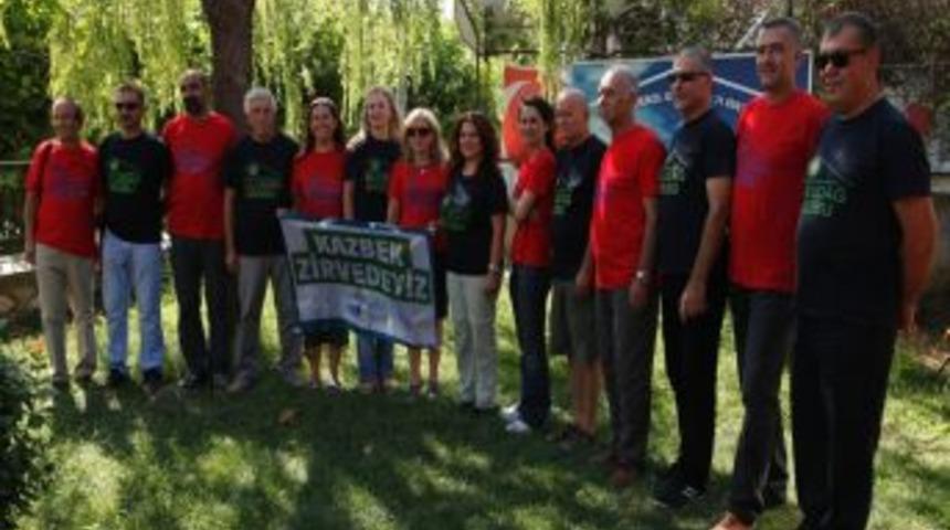 Nil&uuml;ferli Dağcılar, G&uuml;rcistan Kazbek Dağına &Ccedil;ıkacak